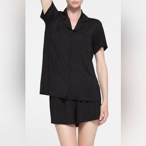 Skims Black Pajama Set Short Sleeve Top and Shorts, Large